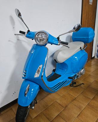 Vespa 50 Primavera Versione 50th 4 t