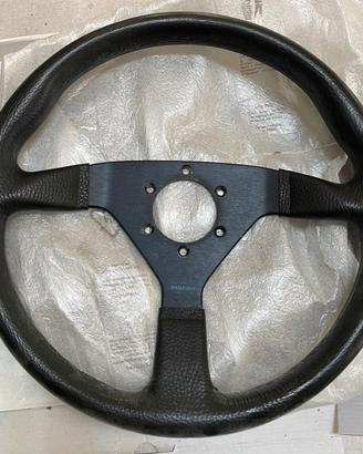 Volanti MOMO MARINE