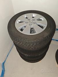 Gomme termiche con cerchi in lega