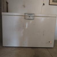 Congelatore orizzontale Beko 360 litri