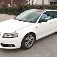Audi A3 Sportback 2009 S-line bi-colore 1.6 benzin