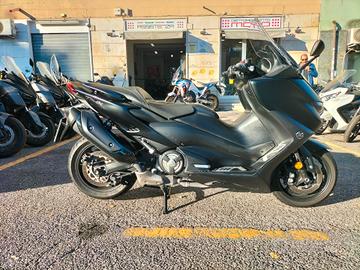 Yamaha TMAX 560 "tagliandata km 0''