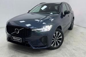 Volvo XC60 B4 (d) AWD automatico Plus Dark