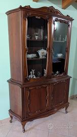 Mobili credenza e vetrina in stile Luigi Filippo