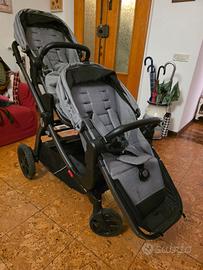 Passeggino gemellare