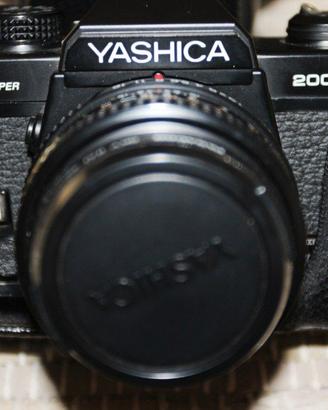 Yashica FX3 Super 2000 - Fotocamera a Pellicola 35