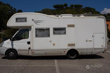 camper mansardato  ARCA M720GLM full optional 2008