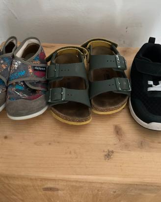 Lotto 3 paia scarpe bambino usate numero 26