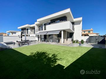 PORZIONE DI QUADRIFAMILIARE A ANZIO