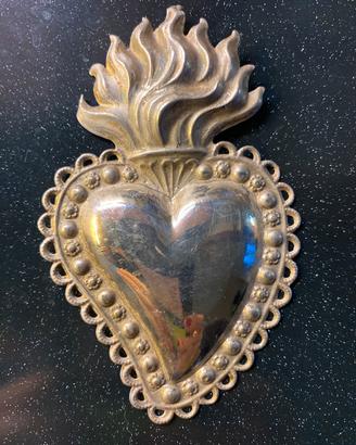 Cuore votivo  con fiamma - 10 x6 cm
