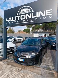 Lancia Ypsilon 1.0 FireFly 5 porte S&S Hybrid Silv