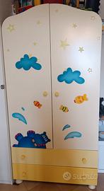 ARMADIO E FASCIATOIO BAMBINI