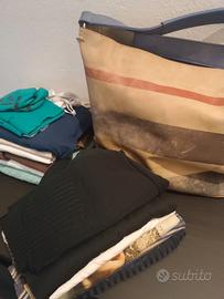 vestiti vari e borsa 