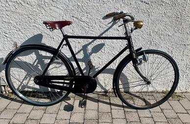 Touring Bianchi 1937 restauro conservativo