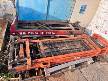 2 Sollevatore montante per trattore 4 metri