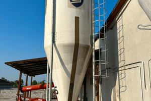 Silos 24 mc