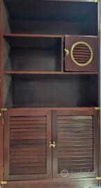 Libreria e divano abbinati in mogano stile marina