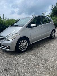 Mercedes classe a perfetta NEOPATENTATI