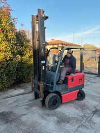 S148 - Carrello elevatore Toyota 18 q