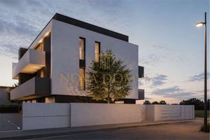 Solo 4 unità: appartamento con 3 camere e terrazzo