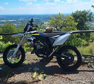 Suzuki Valenti SM 50 - 2014