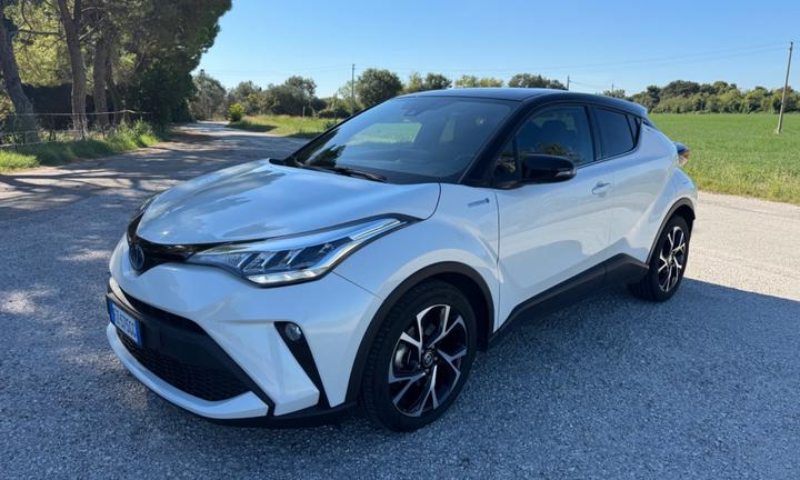 Toyota C-HR 2.0 Hybrid E-CVT Style