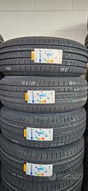 215/65/17 ESTIVE PIRELLI NUOVE DOT 26