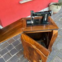 Macchina da cucire vintage