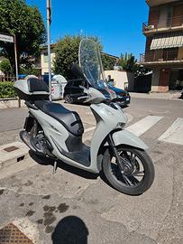Honda SH 150 i (12/2023) - Garanzia Honda 12/ 2029