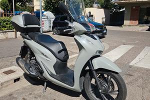 Honda SH 150 i (12/2023) - Garanzia Honda 12/ 2029