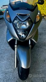 Honda Silver Wing 600 - 2002