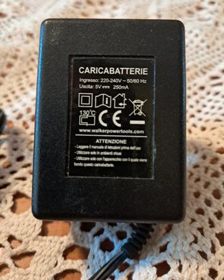 Caricabatterie alimentatore 
