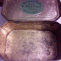 vecchia scatola in latta