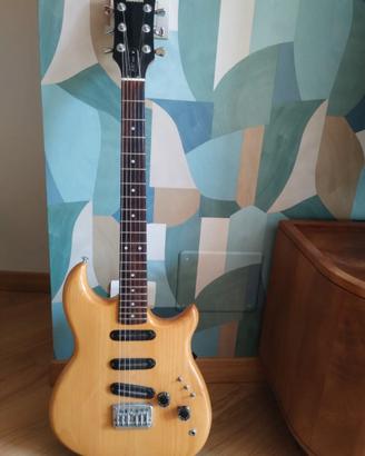 Chitarra elettrica Yamaha SCC500