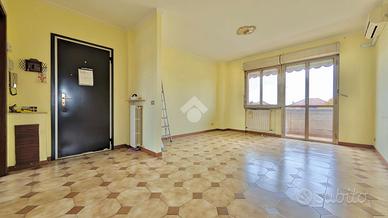 5 LOCALI A POZZOLO FORMIGARO