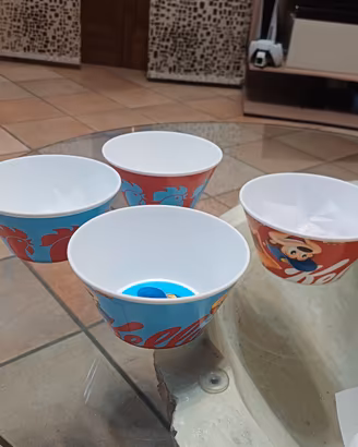 Quattro tazze da colazione Kellogg's