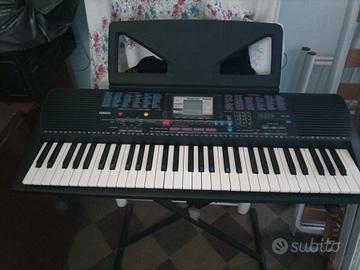 YAMAHA TASTIERA PSR-220