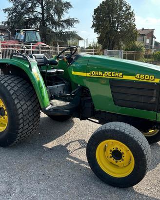 john deere 4600 non stradale