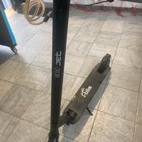 Monopattino mono jet