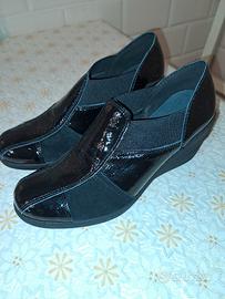 Mocassino donna nero, n.35 in vera pelle. NUOVO