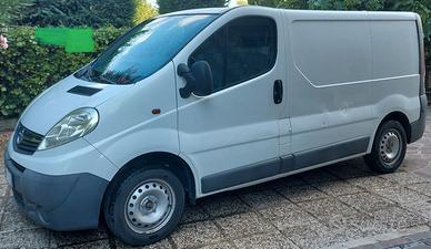 Opel Vivaro VAN 2000 Diesel 84kW