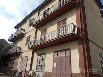 Villa bifamiliare a Montefiascone casa vendita