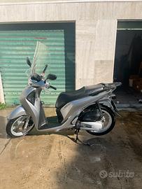 Sh 125 2017 abs