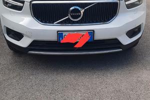 VOLVO XC40 T3