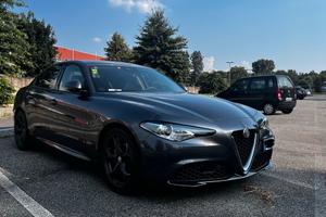 Alfa Romeo Giulia Q2 2.2 180cv