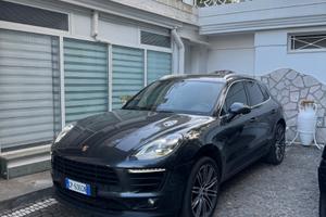 PORSCHE Macan - 2017