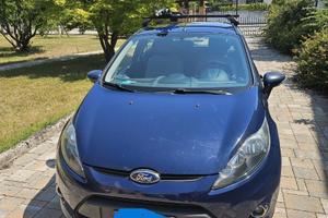 Auto 5 porte usata