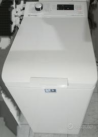 lavatrice Electrolux carico dall'alto pari al NUOV