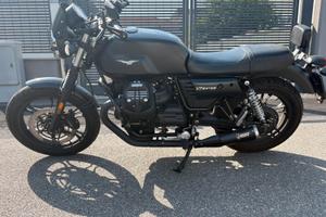 Moto Guzzi v7 III Stone 2018