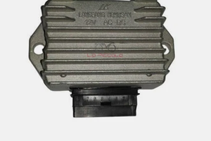 REGOLATORE DI TENSIONE ORIGINALE PIAGGIO 58096R